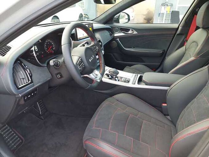 Kia Stinger 3.3 T-GDI GT *VELOUR*GD*