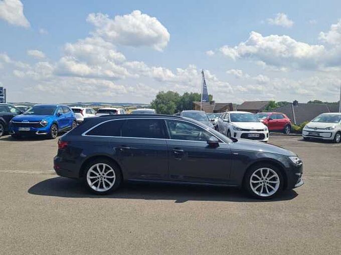 Audi A4 Avant 2.0 TDI S tronic Sport *S line*NAVI*