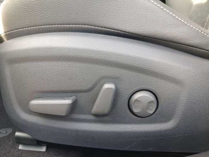 Kia XCeed 1.6 T-GDI DCT7 GT-LINE *JBL*NAVI*LEDER*