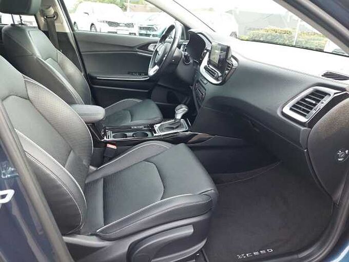 Kia XCeed 1.6 T-GDI DCT Platinum *AHK*NAVI*LED*APPS*