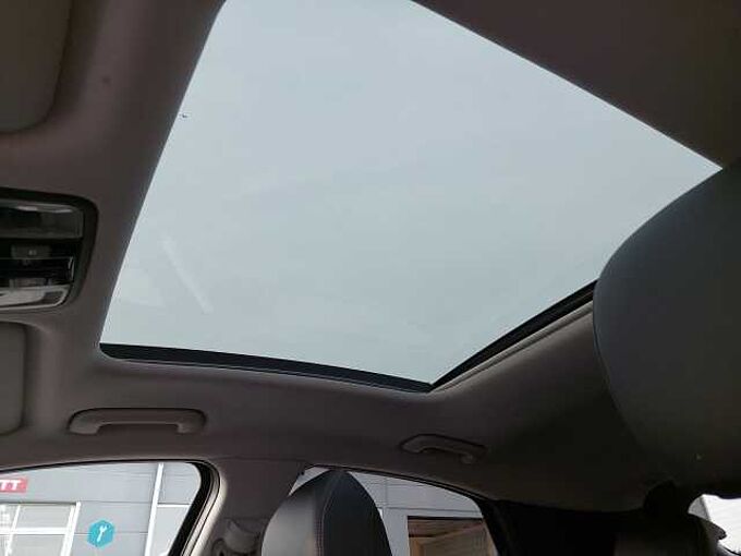 Kia XCeed 1.6 T-GDI DCT Platinum *AHK*NAVI*LED*APPS*