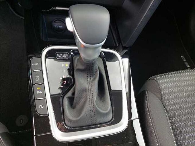 Kia Ceed 1.5 T-GDI DCT Vision *NAVI*APPS*KOMFORT+*